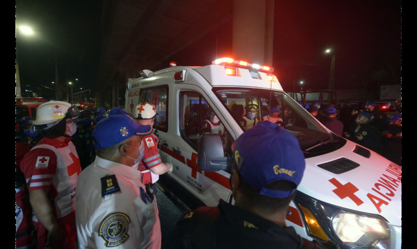 citta del messico metropolitana crollo