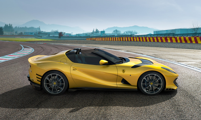 Ferrari Maranello 812 Competizione