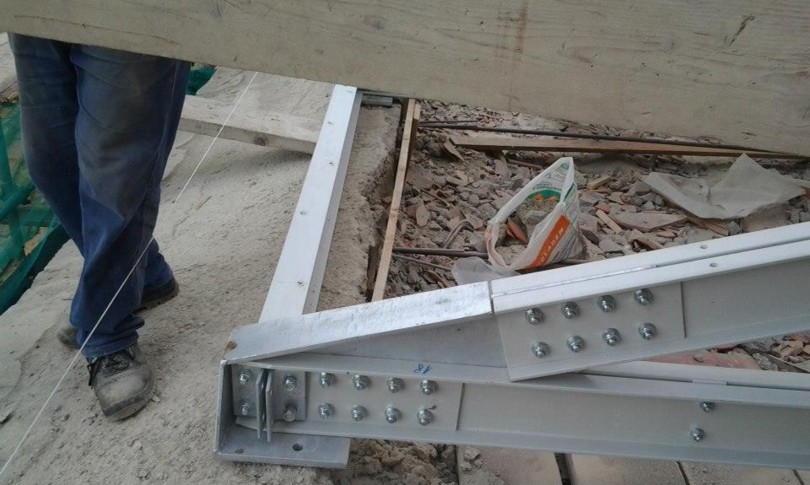 Incidenti lavoro operaio muore cantiere Bergamasca