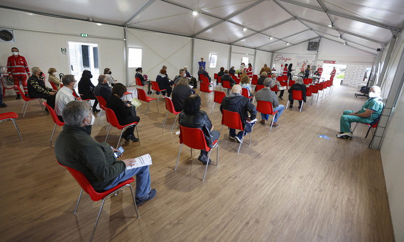 covid bollettino 8 maggio 2021