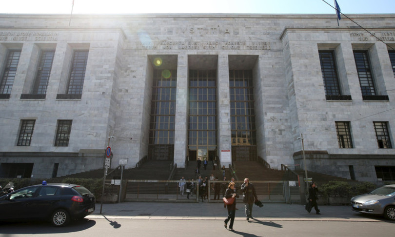 carcere ingegnere finto ginecologo Milano