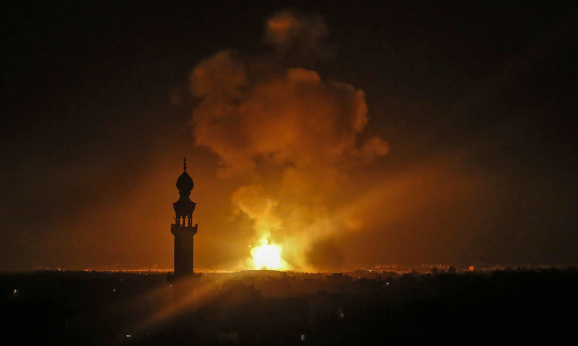 bombardamenti Gaza morti raid Israele