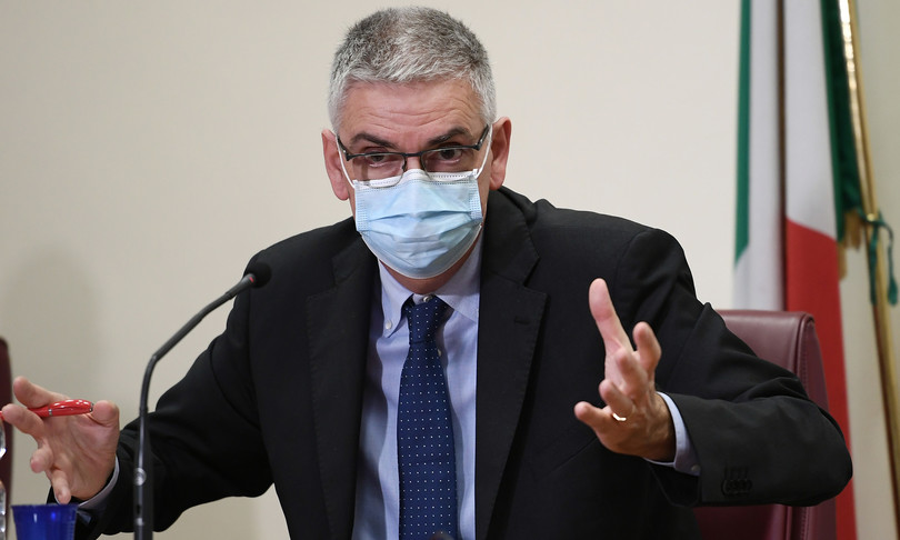 brusaferro lenta decrescita virus