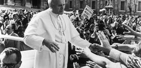 "Il Papa doveva morire". Un libro racconta l'attentato a Karol Wojtyla
