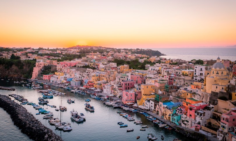 isole Covid free Ischia Giglio Carloforte