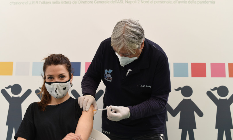 Covid somministrazioni vaccino