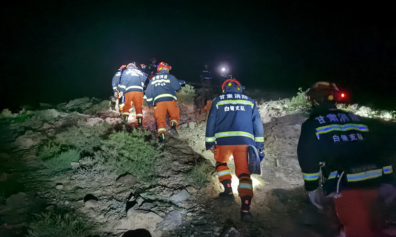 grandine pioggia maratona in montagna morti cina