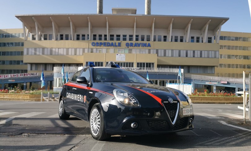 salme e feti violati per monopolio servizi funebri caltagirone