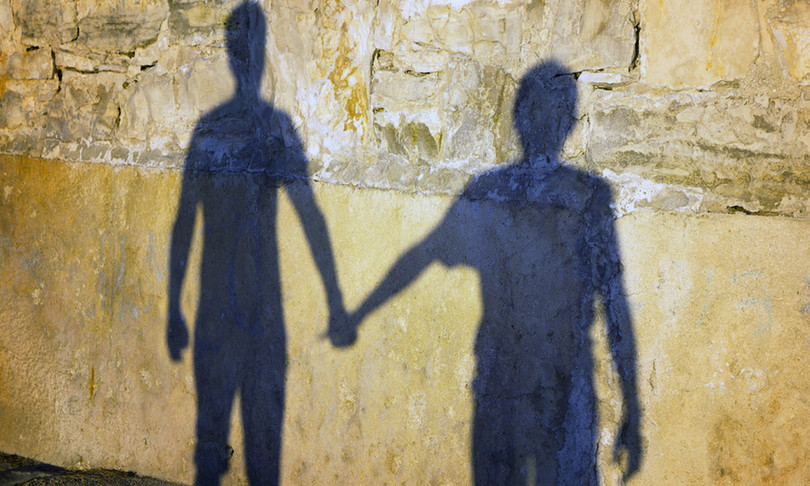 coppia gay aggredita palermo omofobia