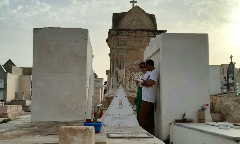 nuovo cimitero lampedusa spazio migranti