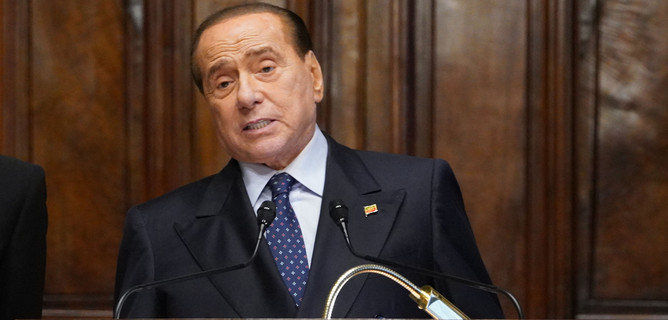 Berlusconi rilancia la flat tax con una lettera al Giornale