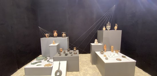 Corredi funebri svelano il futuro sognato da due bambini di 2.500 anni fa