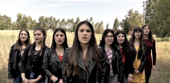 Contro i femminicidi l'inno in sardo di una generazione in un videoclip