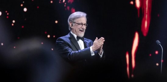 Spielberg stringe un accordo con Netflix per la produzione di diversi film all'anno
