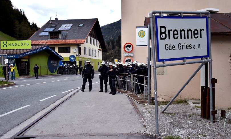 Italia e Austria, una maglietta nera da evitare