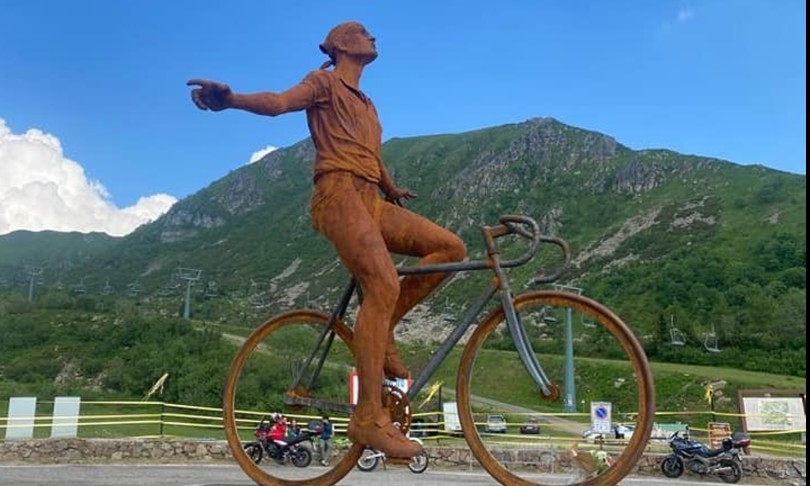 montecampione bresciano statua ricorda pirata marco pantani