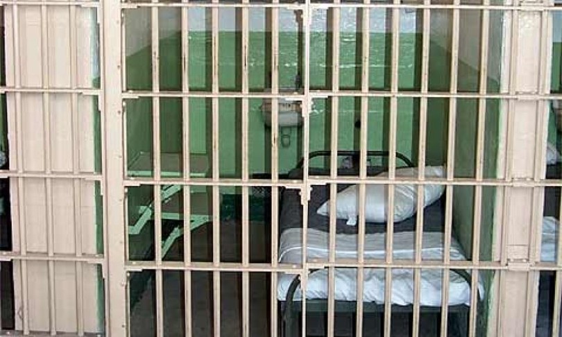 detenuti picchiati carcere santa maria capua vetere