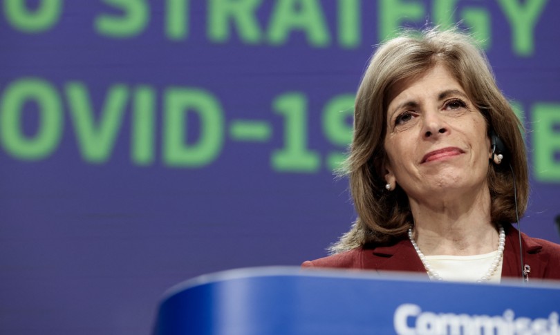 covid ue via libera cinque trattamenti entro ottobre
