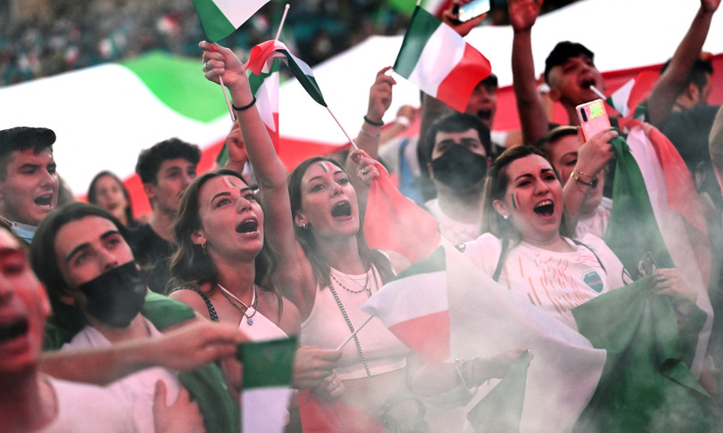 festa caroselli cori italia finale euro 2020