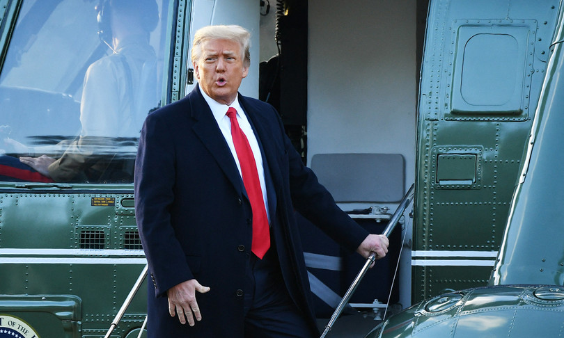 Trump giudice blocchi censura