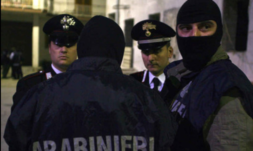terrorismo bomba centro impiego avellino arrestati no-mask