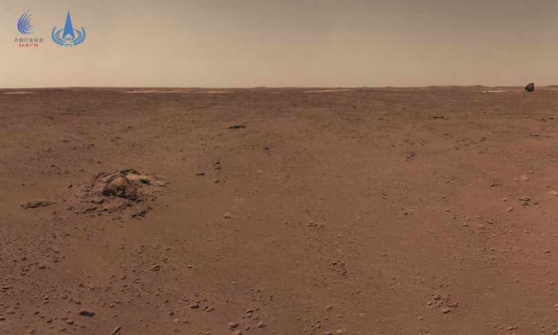 spazio rover zhurong fotografa guscio che l'ha portato su marte