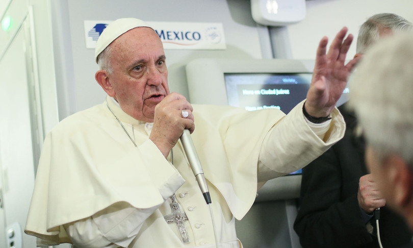 papa ambiente ferito dalla logica del profitto