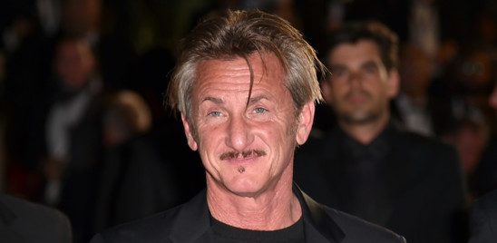 Sean Penn: "Non torno sul set se non sono tutti vaccinati"