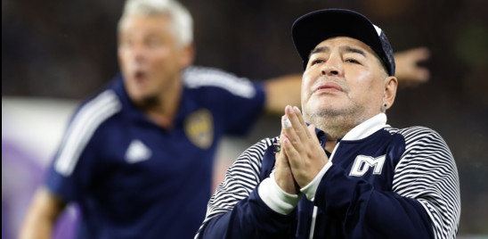 Le figlie di Maradona contro l'ex avvocato del Pibe de oro