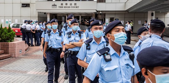 Nove anni al primo condannato per la legge sulla sicurezza di Hong Kong