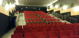 Storia del cinema che chiude dopo 92 anni e della lotta per salvarlo
