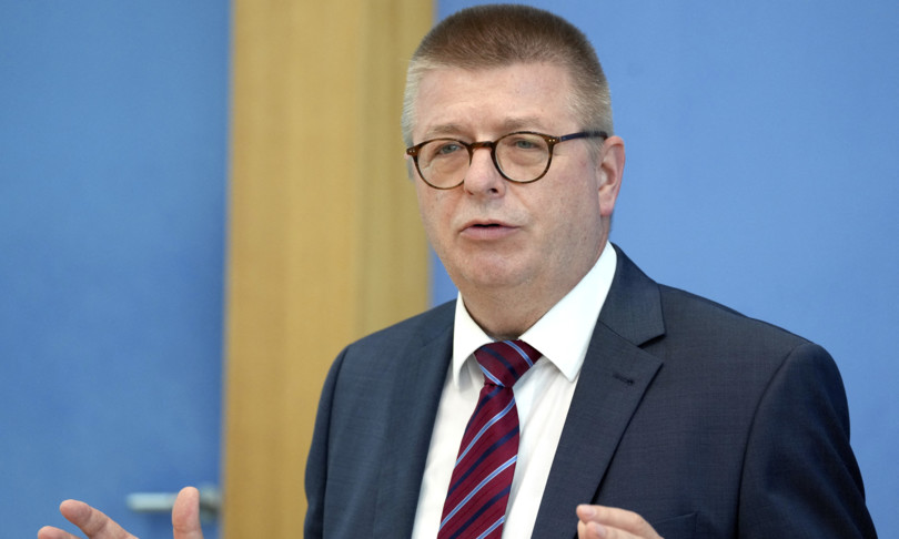 germania inchiesta procura generale su hacker russi nel voto