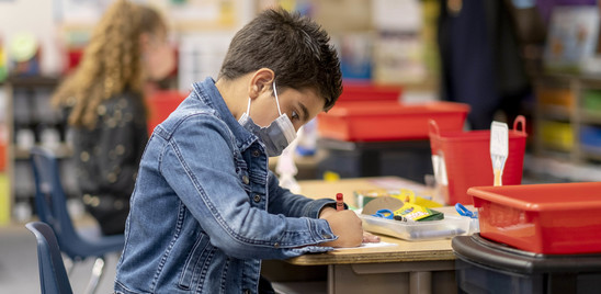 Allarme di Gimbe, l'obiettivo di una scuola al 100% in presenza è a rischio