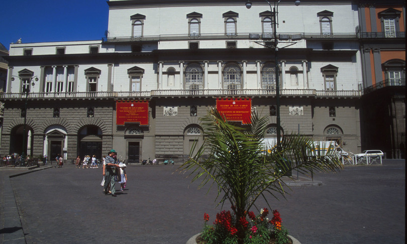 San Gennaro duomo Napoli San Carlo musica