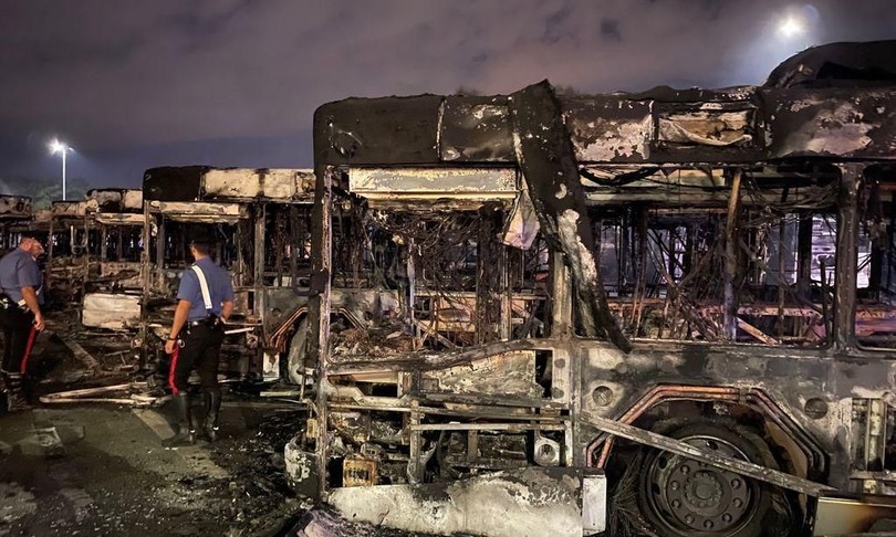 incendio bus atac