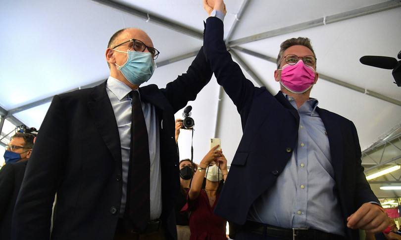 Letta Pd federatore centrosinistra