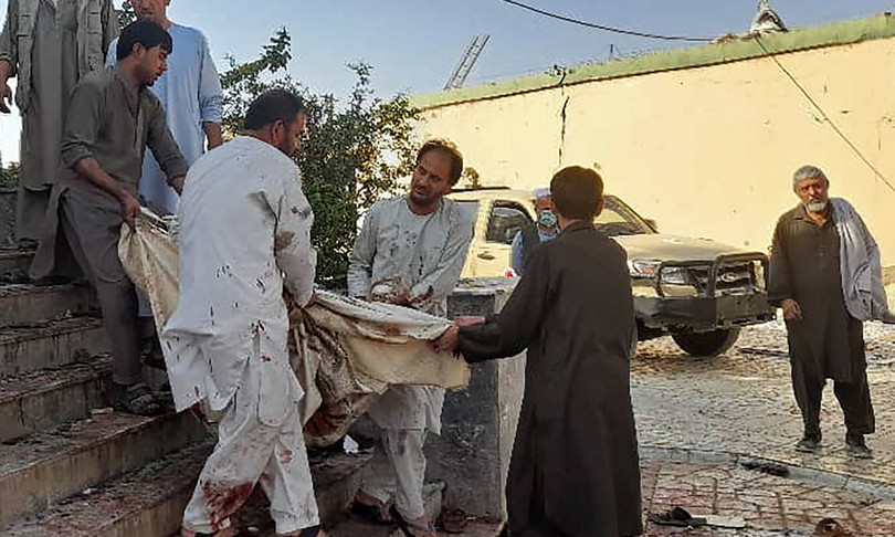 Afghanistan attentato moschea kunduz