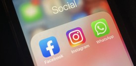 Facebook down, riparte la discussione su social e democrazia