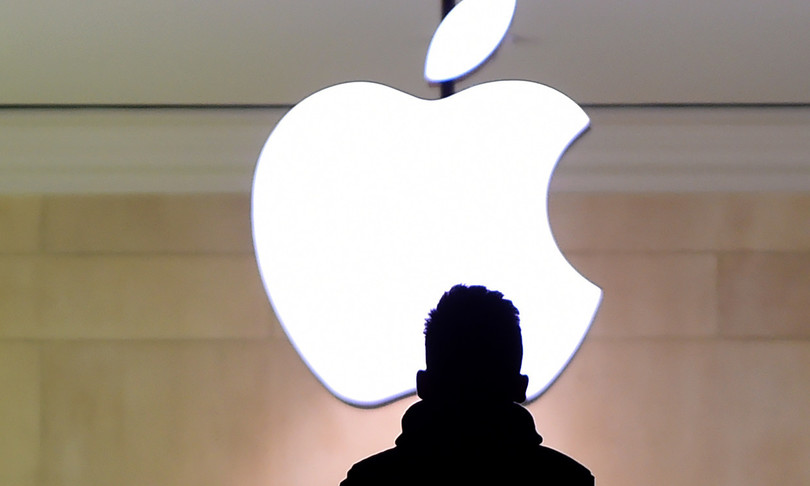 Mancano chip, Apple taglia produzione iPhone