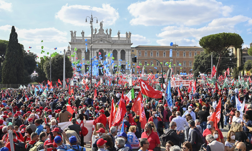 sindacati contro fascismi piazza san giovanni gremita