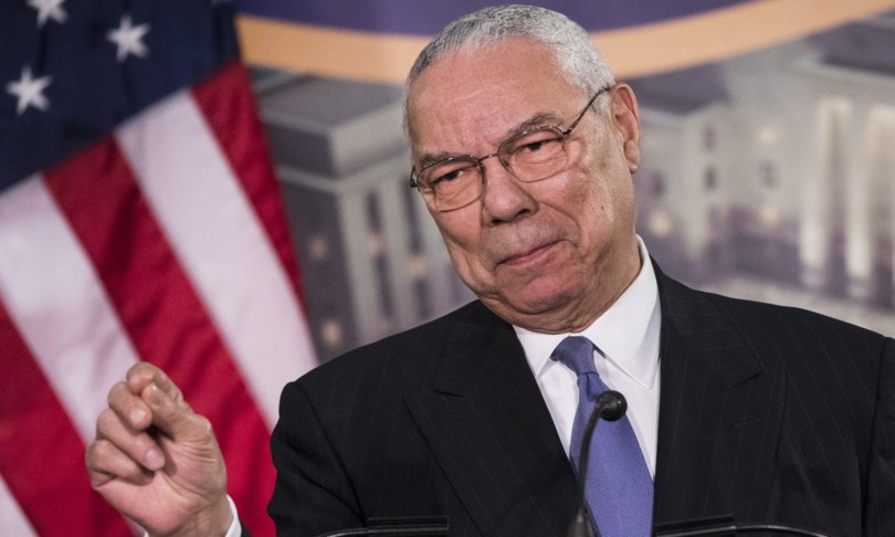Colin Powell morto per complicazioni Covid