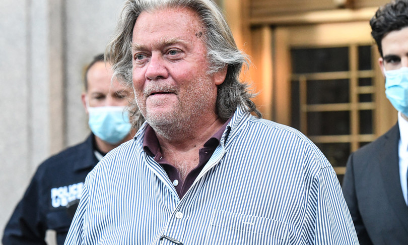 Steve Bannon incriminato oltraggio congresso assalto Capitol Hill