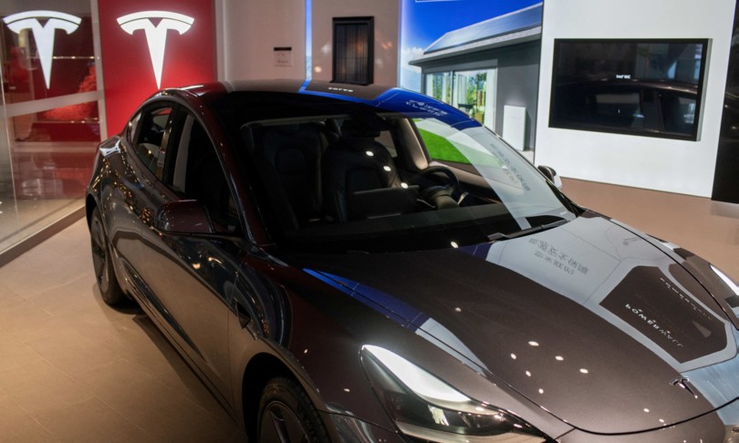 wall street: vola Tesla,supera 1000 miliardi capitalizzazione