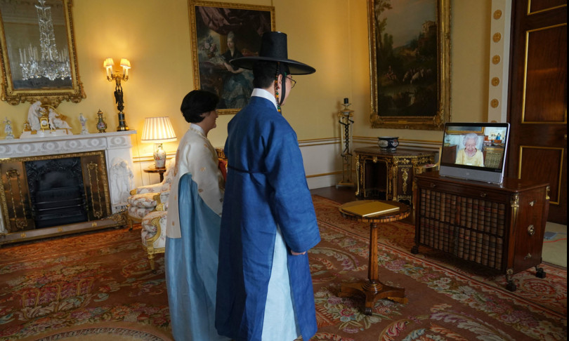 regno unito regina torna impegni pubblici dopo stop