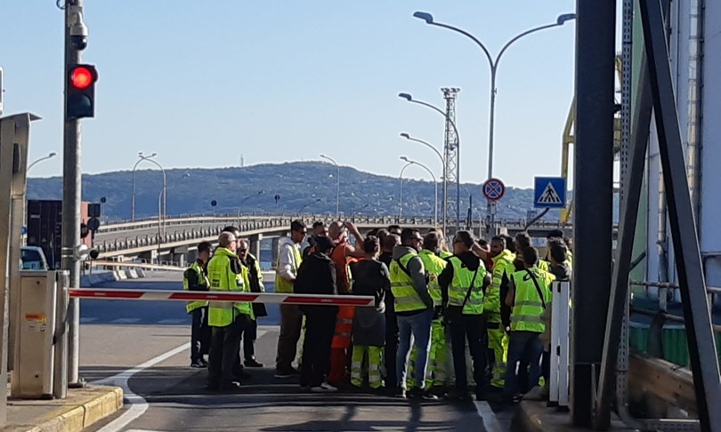 Focolaio Trieste persone contagiate covid proteste