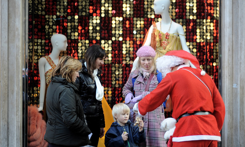 shopping natale ritornera livelli pre covid