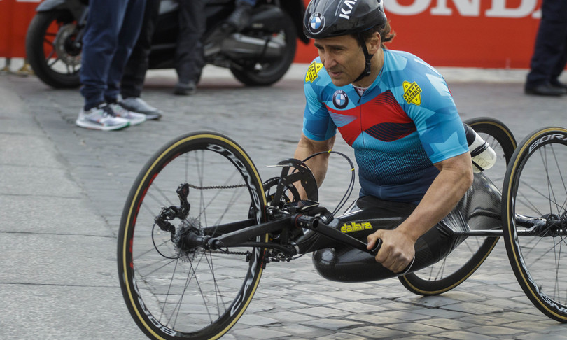 Alex Zanardi e tornato casa