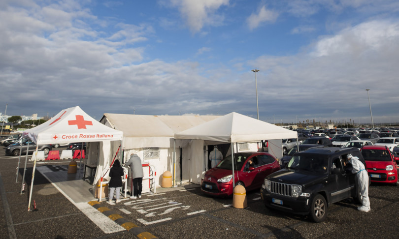 un anno di covid sui social