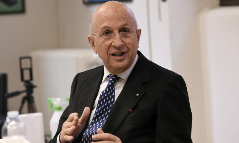 nessun limite ai trasferimenti di denaro contante su conti correnti bancari o di poste