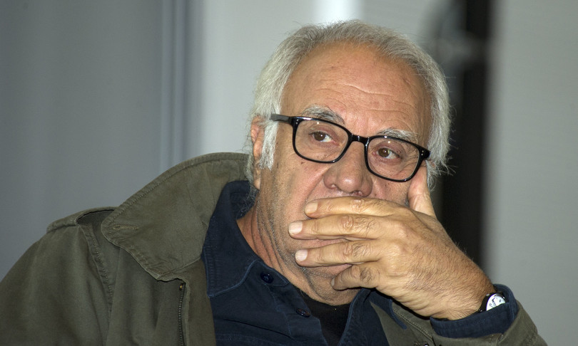 The artist Mimmo Paladino had an accident and is hospitalized in Benevento